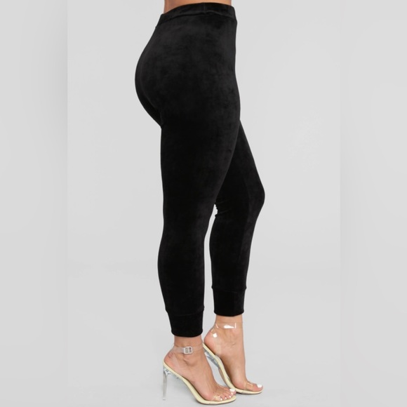 2-Piece Casually Slay Black Velour Set - Picture 3 of 5